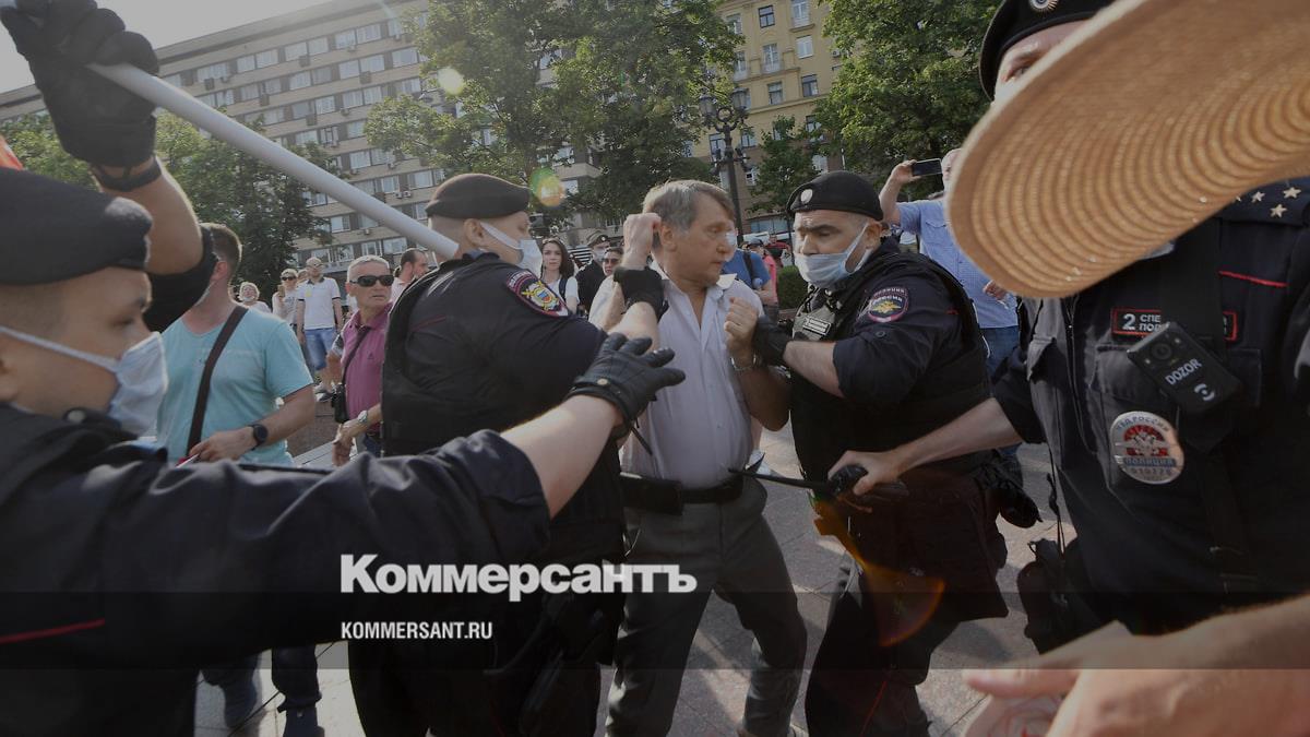 www.kommersant.ru