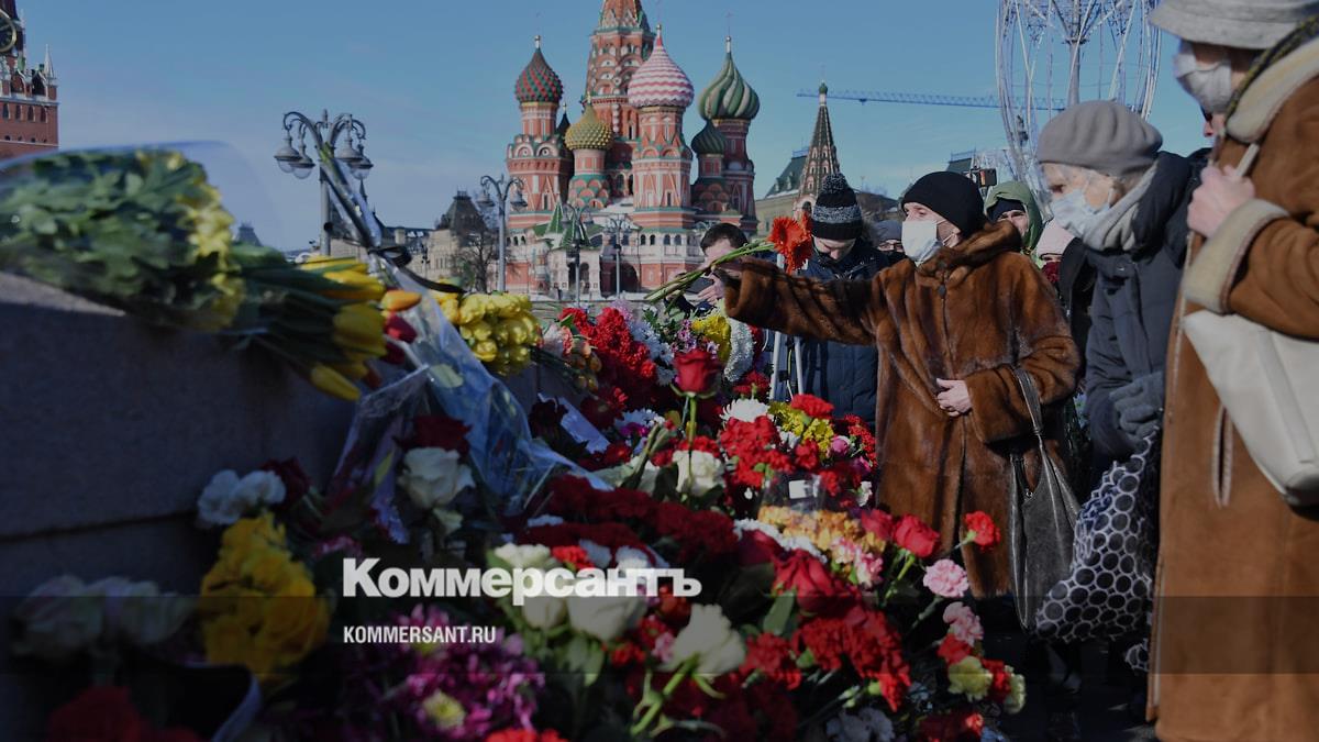 Мемориальные мероприятия стали заложниками оперативной обстановки -  Коммерсантъ