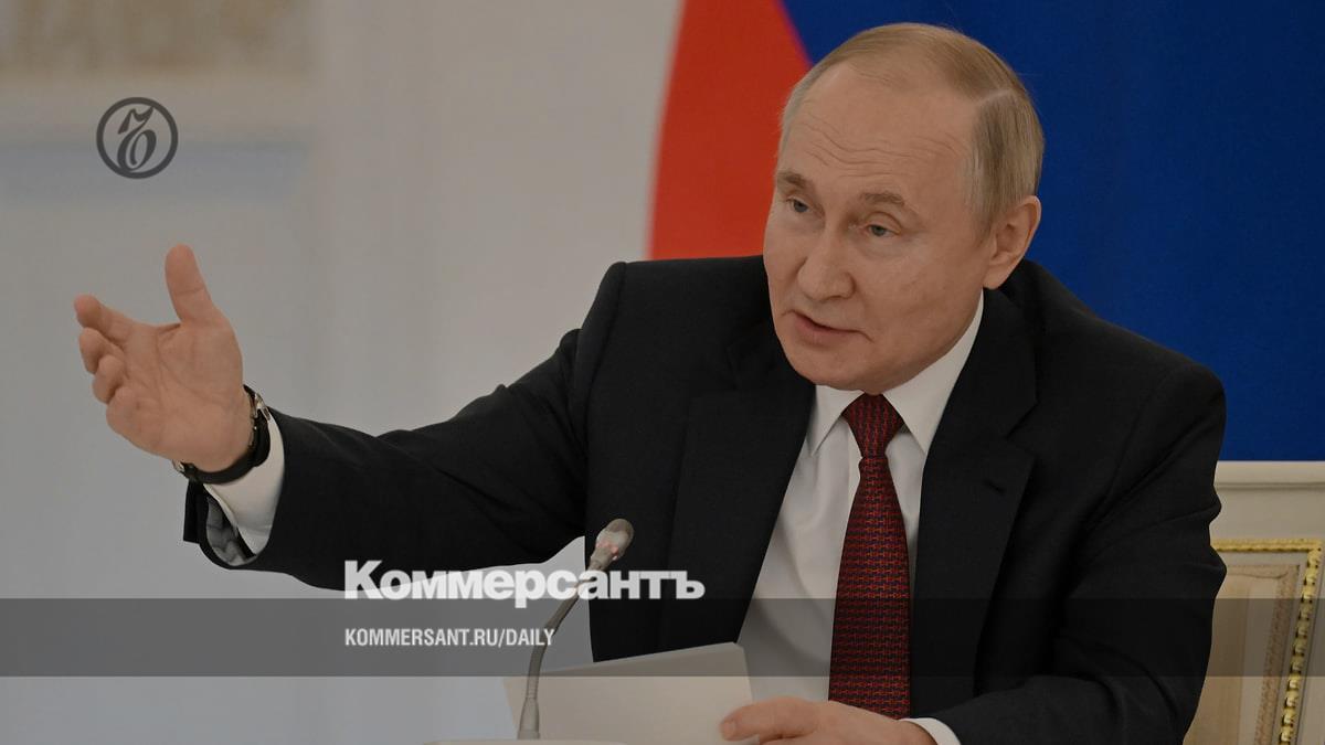 Прямая линия Владимира Путина может пройти в последние месяцы года