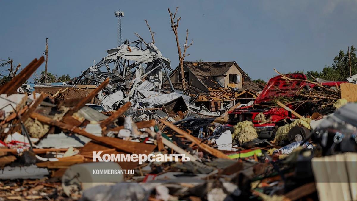 В Техасе погибли три человека и около сотни ранены из-за торнадо –  Коммерсантъ