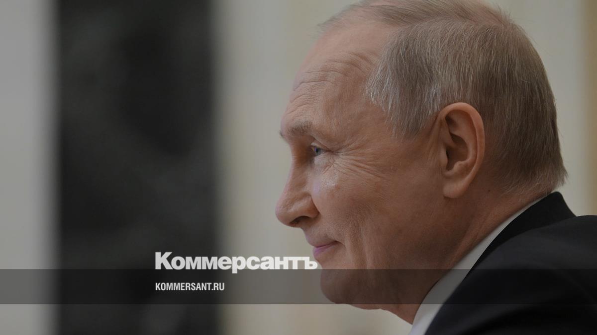 Путин обсудил с совбезом поддержку россиян за рубежом