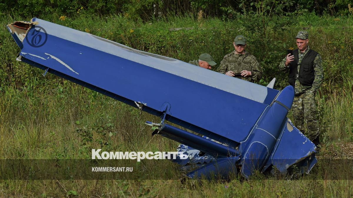 РИА Новости»: обломки разбившегося самолета Пригожина вывезли с места  крушения – Коммерсантъ