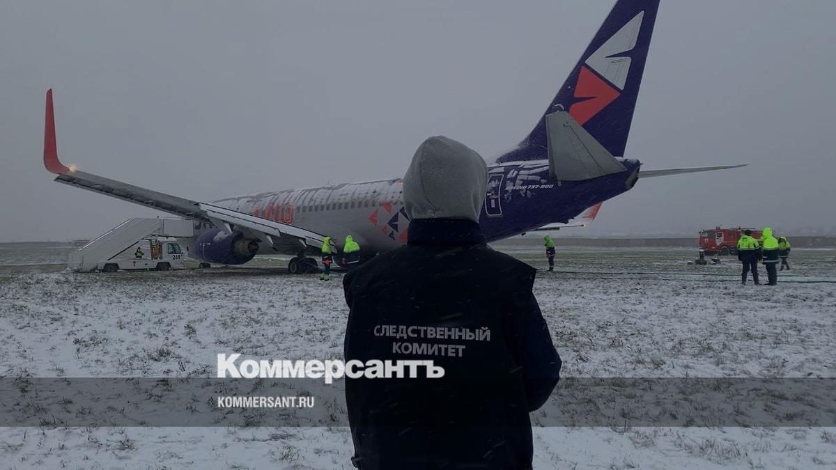 Boeing 737 выкатился за пределы взлетно-посадочной полосы в Перми –  Коммерсантъ