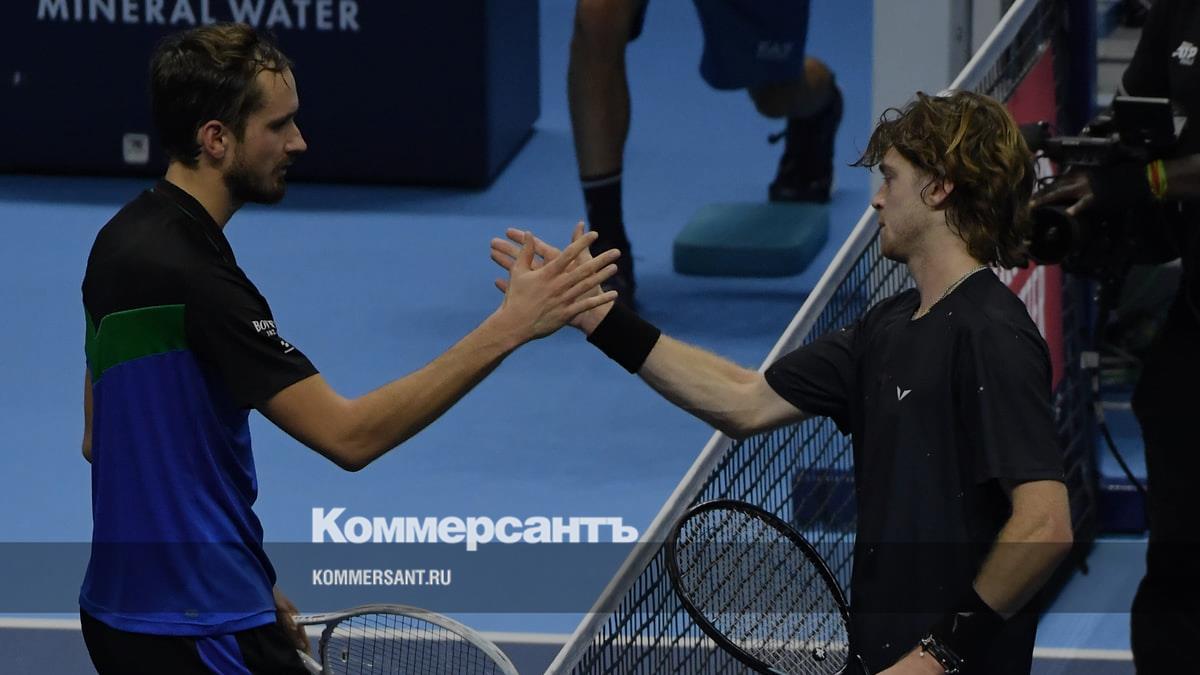 Даниил Медведев обыграл Андрея Рублева на итоговом турнире Nitto АТР Finals