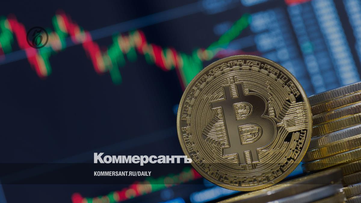 Курс биткойна обновил двухмесячный минимум, упав ниже $39 тыс.