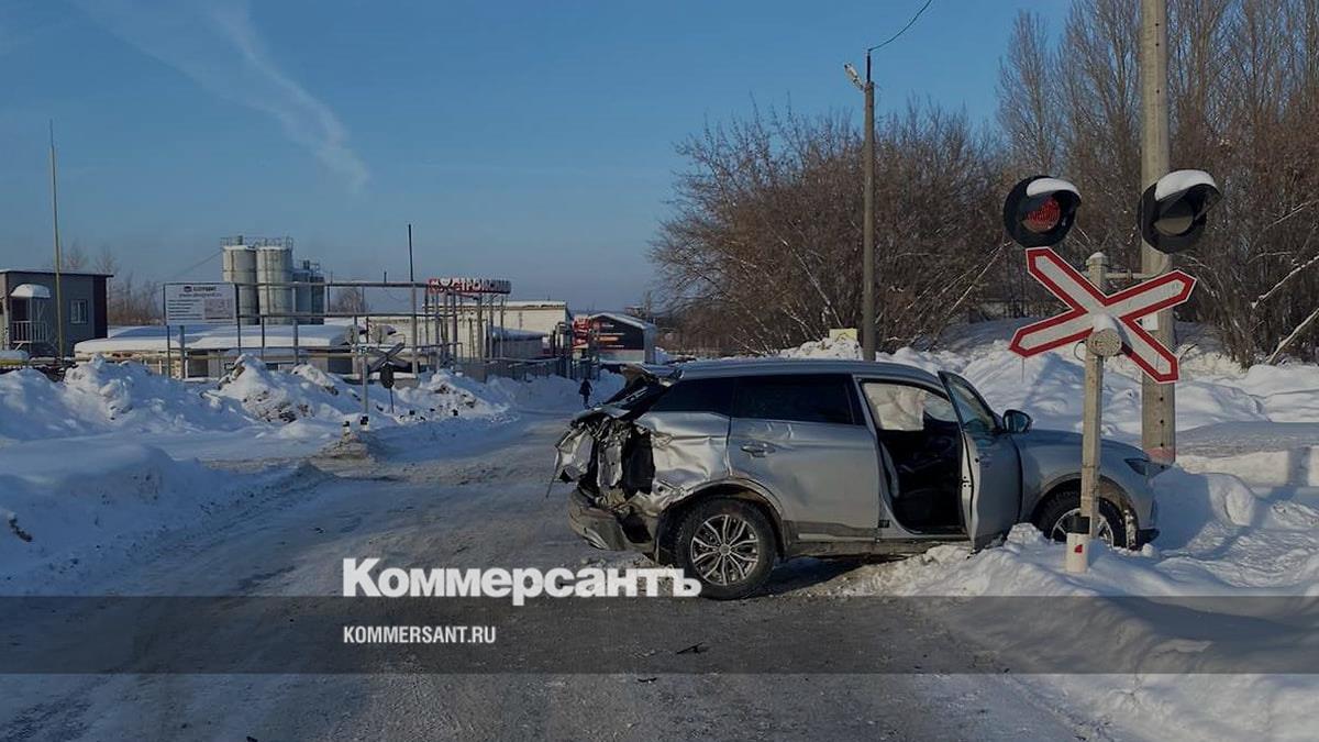 Пассажирка пострадала при столкновении авто с поездом в Ижевске –  Коммерсантъ Ижевск