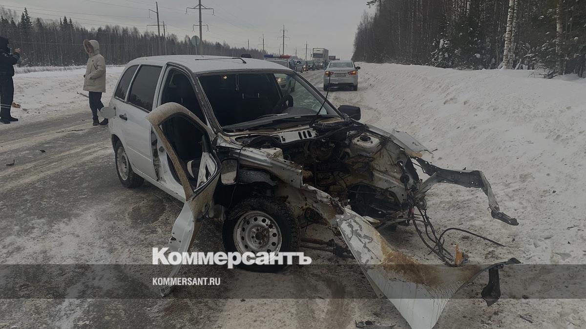 Трое взрослых и ребенок пострадали в ДТП в Игринском районе Удмуртии –  Коммерсантъ Ижевск