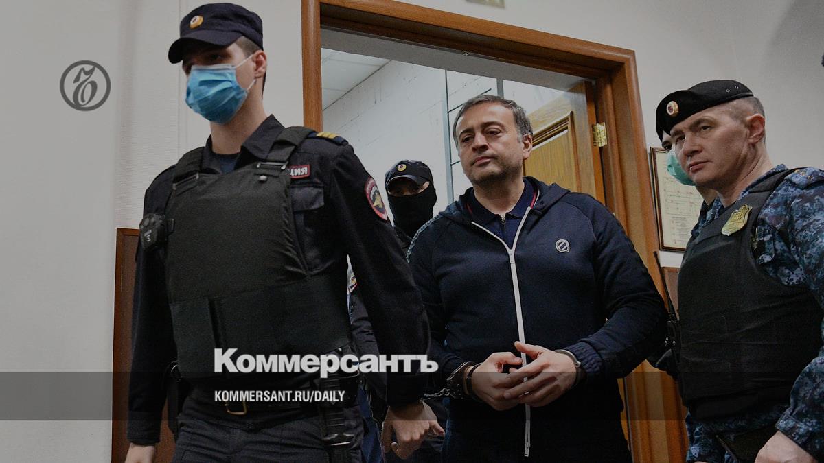 Арестованы активы бывшего замглавы МВД Дагестана, обвиняемого в коррупции