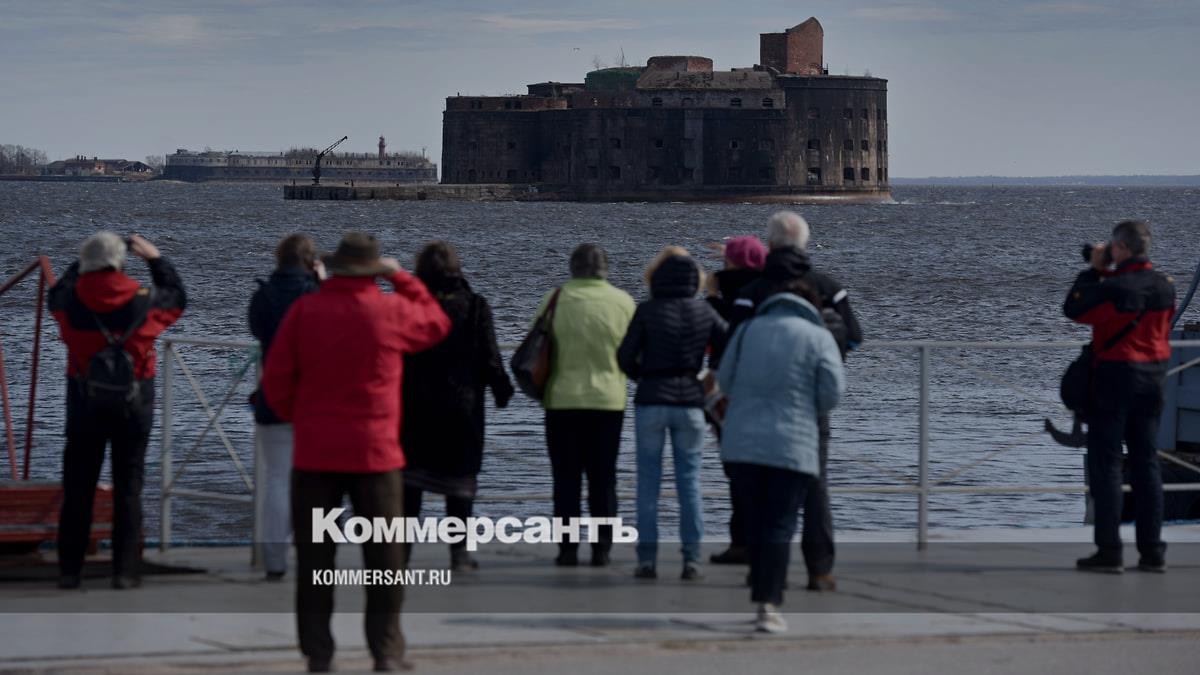 На «Острове фортов» в Кронштадте в 2025 году откроют русский «Форт Боярд» –  Коммерсантъ