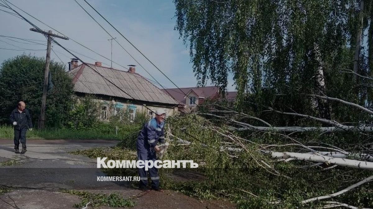 Энергетики Удмуртии устранили последствия порывов сетей из-за непогоды –  Коммерсантъ Ижевск