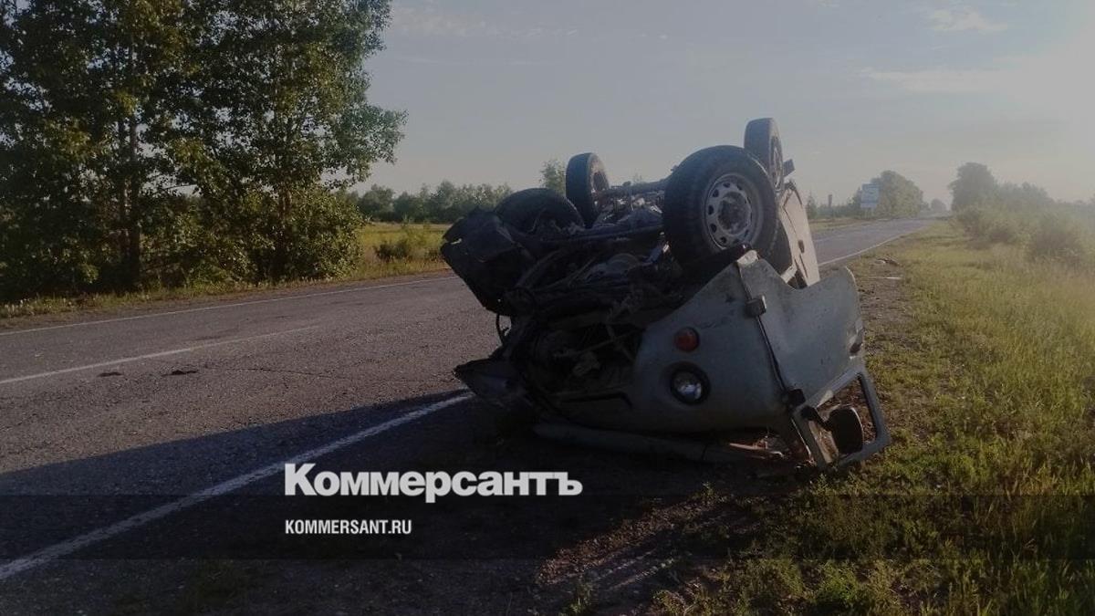 На трассе в Хакасии два человека погибли в лобовом столкновении –  Коммерсантъ Новосибирск