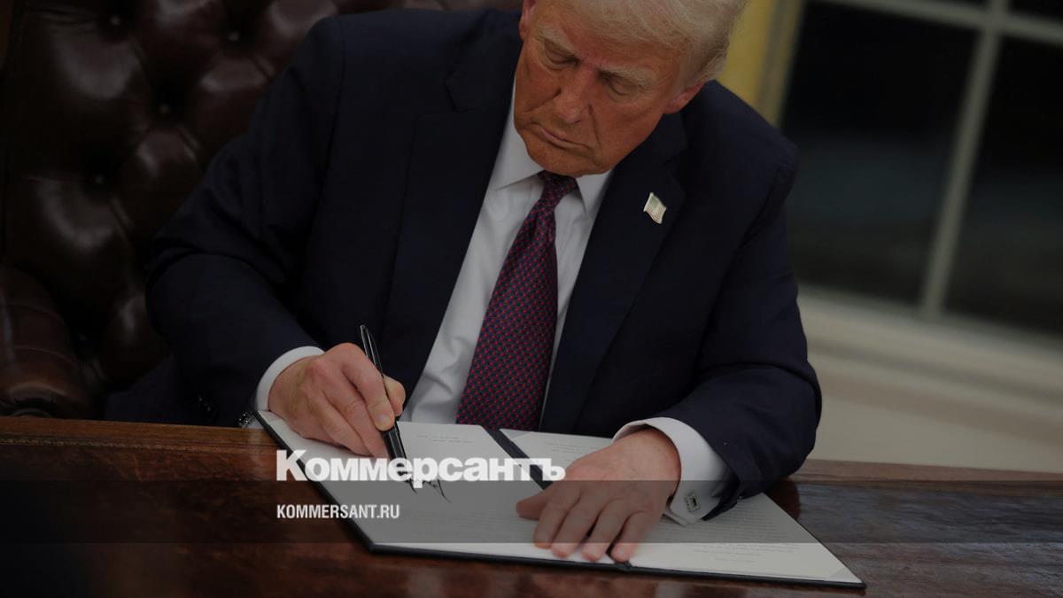 Дональд Трамп отменил введенный Байденом стандарт по доле электромобилей