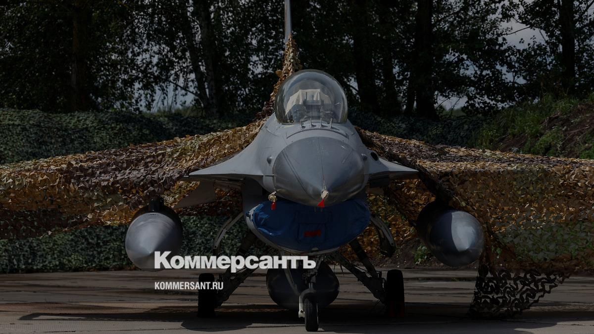 WSJ: осторожность США могла привести к гибели первого F-16 ВВС Украины