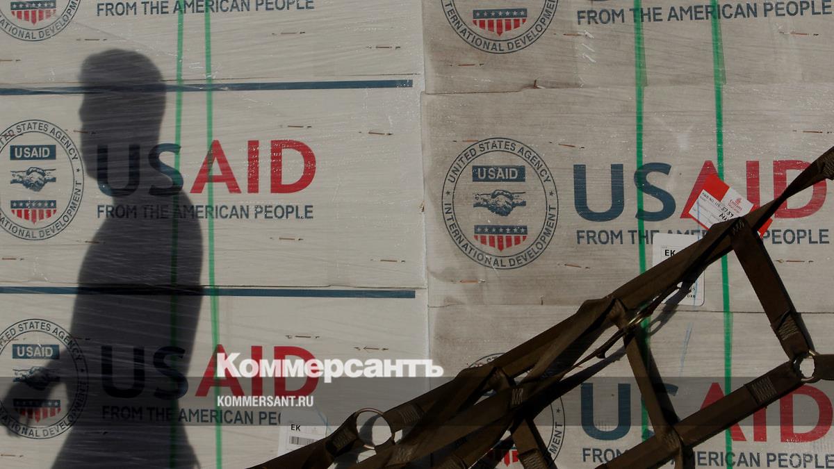 Большинство американцев уверены, что средства USAID получали коррупционеры