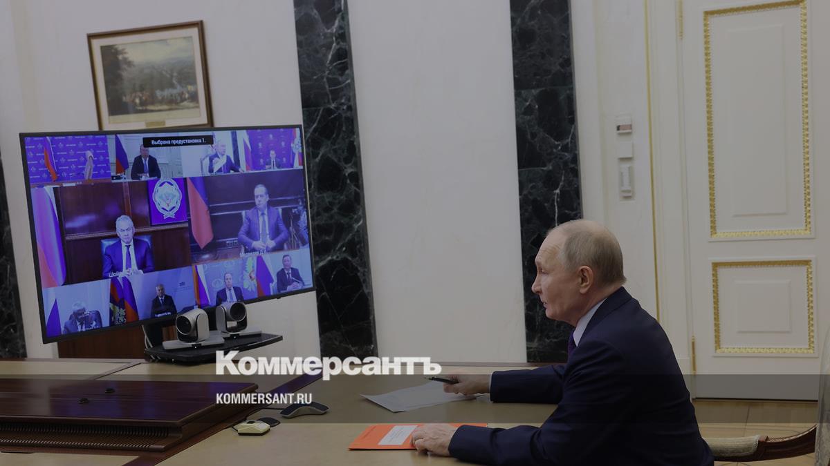 Путин обсудил с членами Совбеза отношения России и стран бывшего СССР