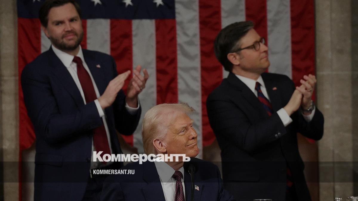 Трамп завершил речь в Конгрессе обещанием «золотого века» для США