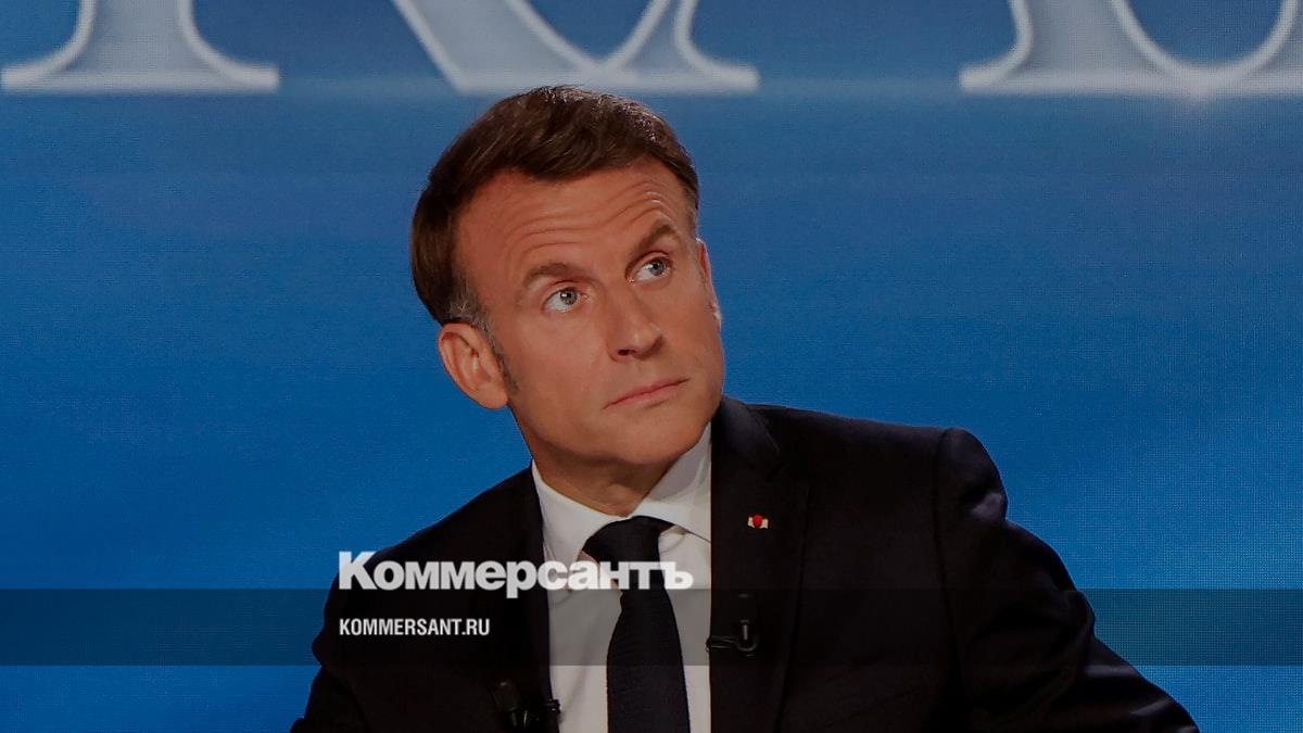 Макрон: Украина понимает, что не сможет вернуть все территории