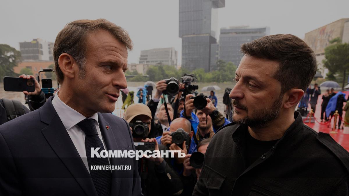 Макрон: Россия «просто пытается выиграть время» на переговорах по Украине
