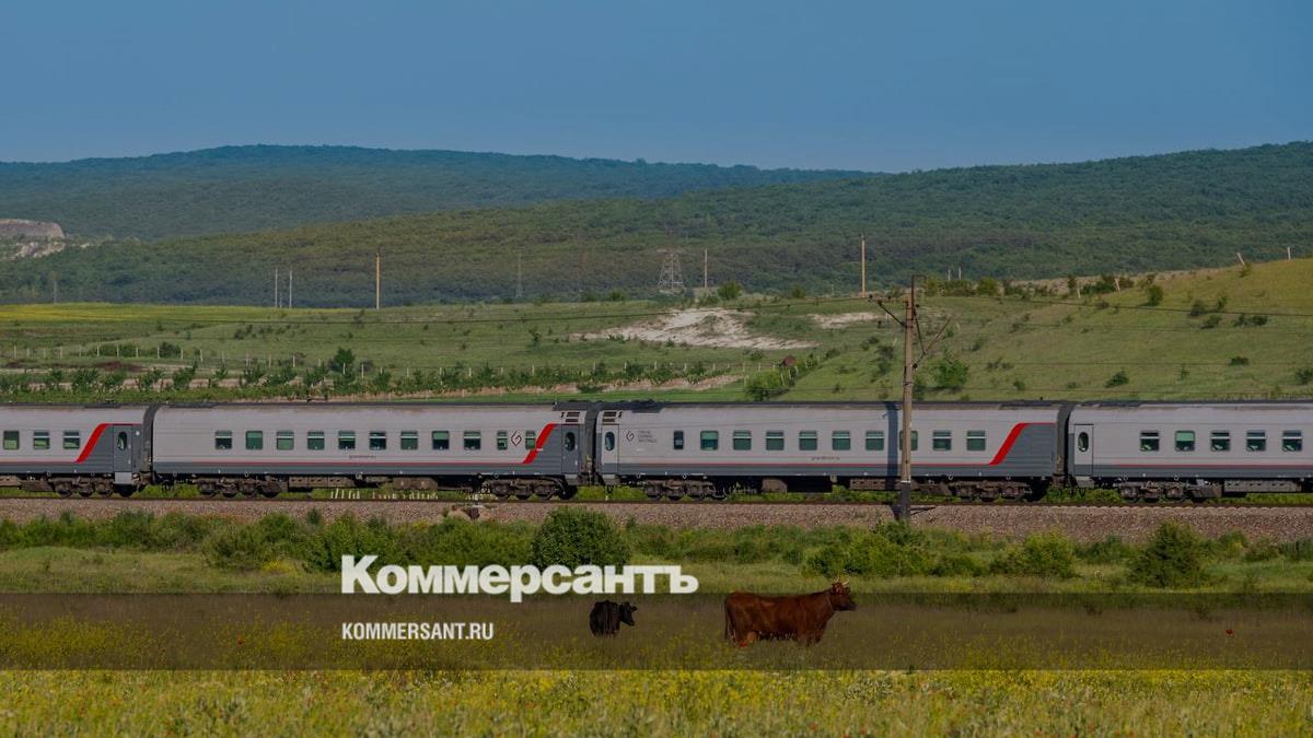 В Крым и из него задерживаются 12 поездов