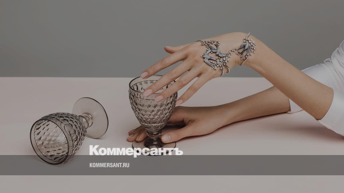 С первым юбилеем! // «Коммерсантъ Стиль» начинает серию публикаций о ювелирных брендах, появившихся ровно 10 лет назад. Наша первая героиня — Лиза Борзунова, основательница и креативный директор бренда Liza Borzaya