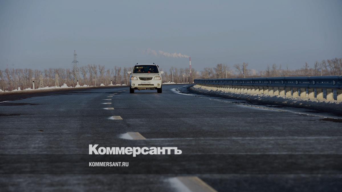 Фура перекрыла дублер трассы М-4 «Дон» под Ростовом из-за массового ДТП