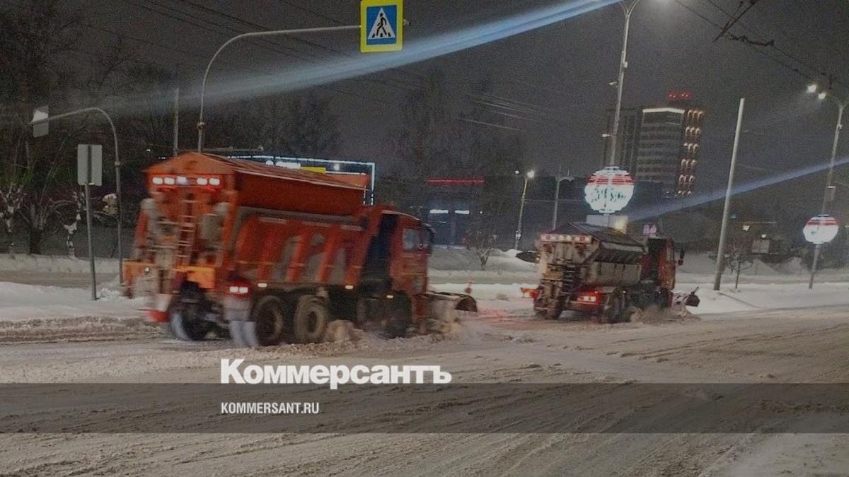 В столице Удмуртии увеличили количество техники для уборки улиц в снегопад